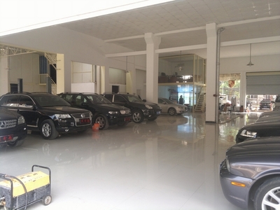 第一車(chē)網(wǎng)武漢奧奔馬舊機(jī)動(dòng)車(chē)經(jīng)紀(jì) 專(zhuān)業(yè)服務(wù)，誠(chéng)信為本，助力二手車(chē)交易無(wú)憂